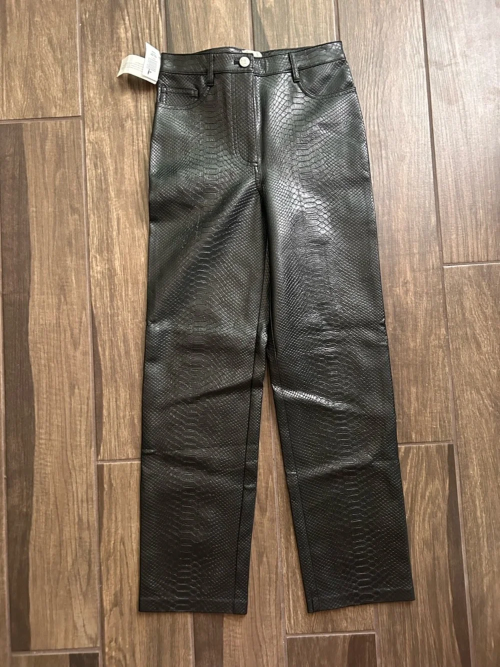NWT Aritzia Wilfred The Melina Vegan Leather Pant in Black Python Sz 0 SHORT